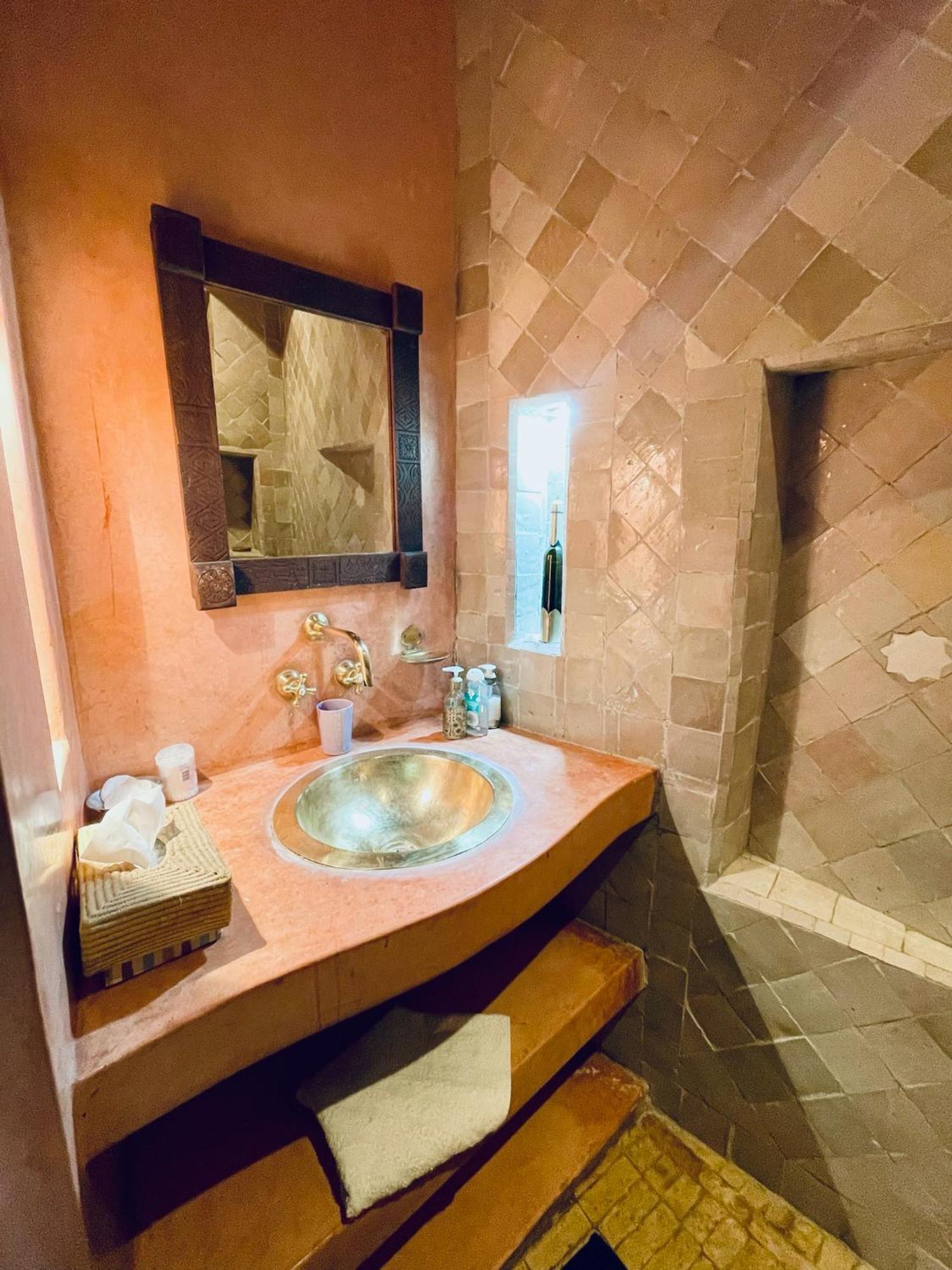 Exclusive And Stylish 4-Bedroom Riad With Plunge Pool مراكش المظهر الخارجي الصورة