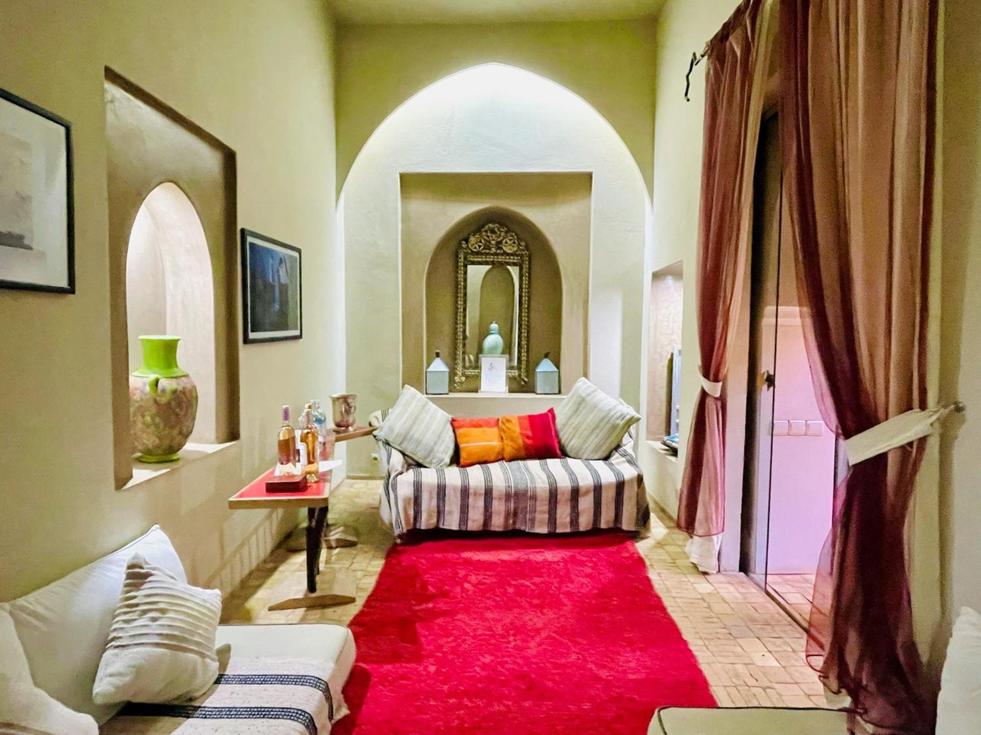 Exclusive And Stylish 4-Bedroom Riad With Plunge Pool مراكش المظهر الخارجي الصورة